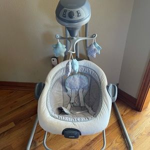 Graco infant swing